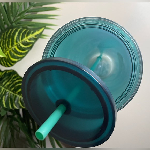 🌟NWT Starbucks Iridescent Teal Green Blue Holographic Tumbler St. Patrick’s Day - Picture 12 of 12